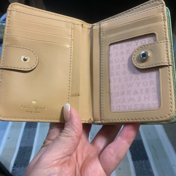 Kate Spade Mint Green Leather Wallet - Picture 5 of 14